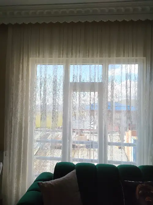 1904745