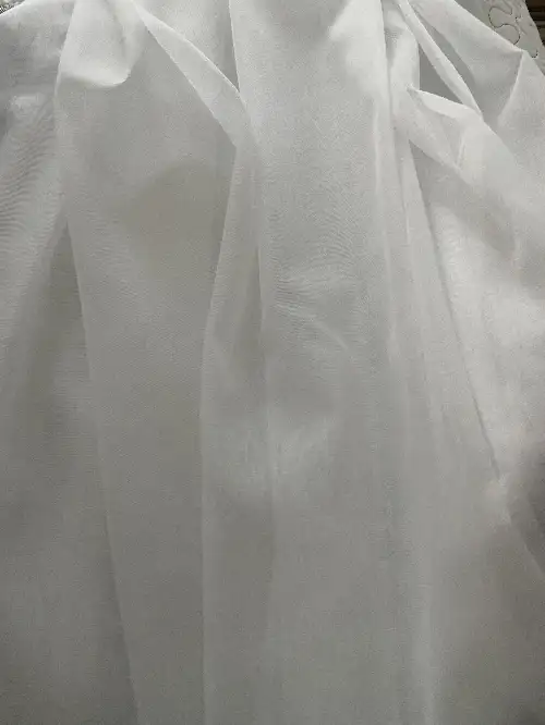 2597676