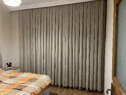2780402