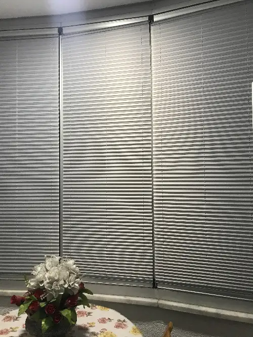 2835962