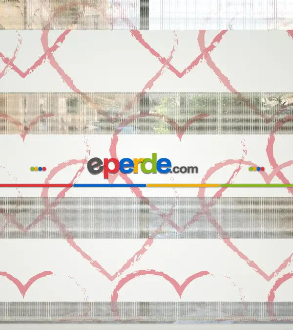 Kalp Desenli Baskılı Zebra Perde- Çok Renkli