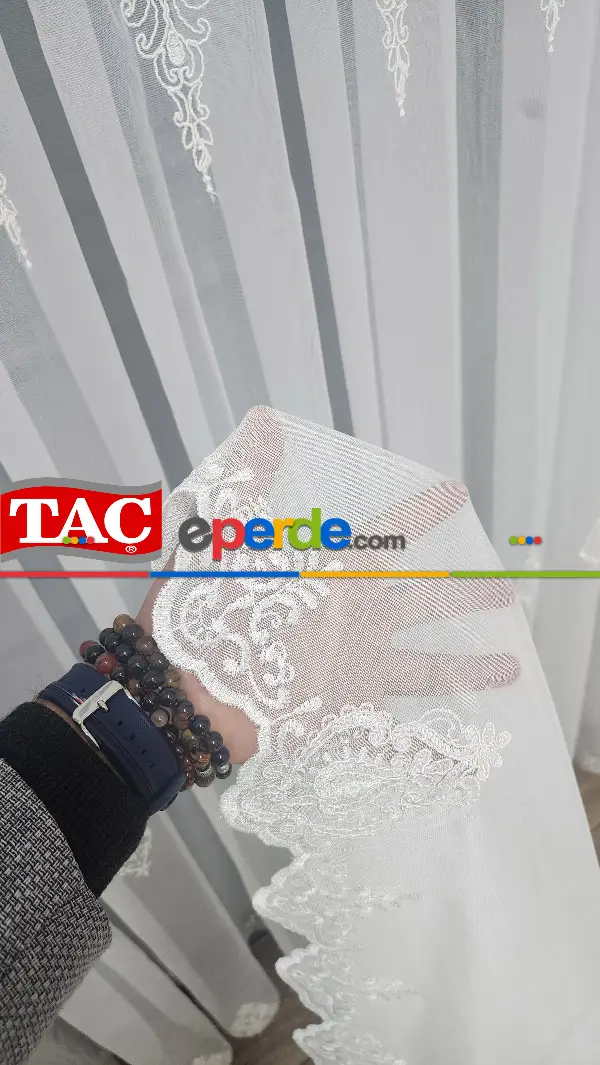 Taç Nakışlı Kort Damask Salon Model Tarz Tasarım Mega Exculusive