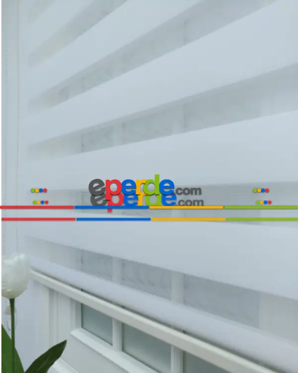 Beyaz Bambu Zebra Perde- Beyaz