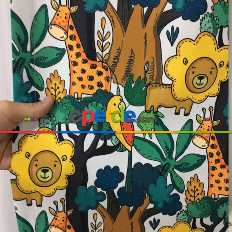 Tropikal Orman Ve Hayvan Desenli Fon Perde Evm690 Kumaşı Kalındır Duck Bezi Değildir- Yeşil