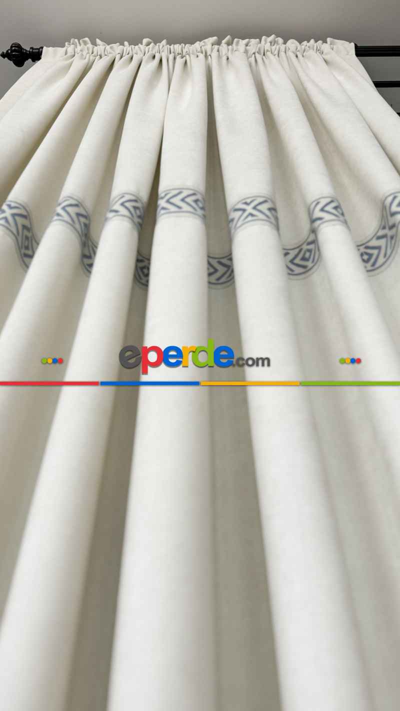 Açık Krem Yatay Mavi Bordürlü Fon Perde - Ağır Gramajlı Premium Kalite Serisi