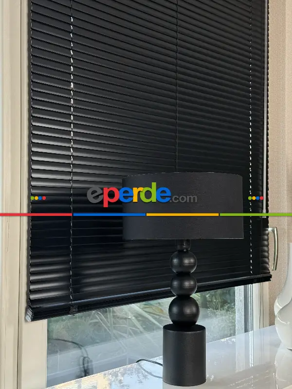Siyah Alüminyum Jaluzi Perde - 25mm