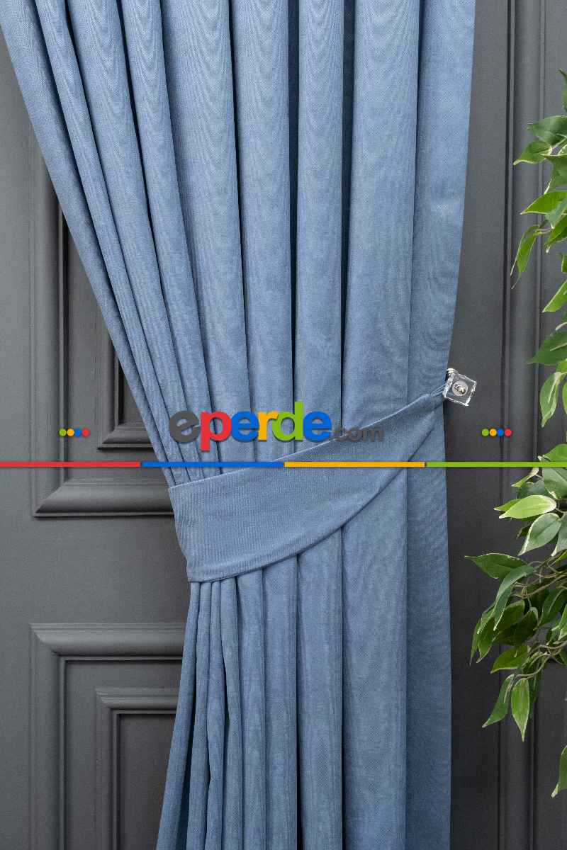 Mavi Rengi Düz Fon Perde En Dökümlü Fon Perde
