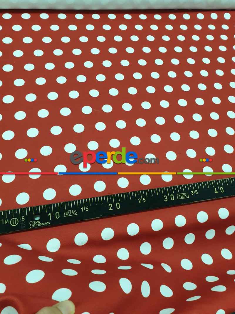 Puantiye Desenli Fon Perde Evm408-1 Kumaşı Kalındır Duck Bezi Değildir- Beyaz-Bordo