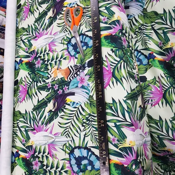 Papağan Ve Tropikal Desenli Fon Perde Evm1093 Kumaşı Kalındır Duck Bezi Değildir- Yeşil-Beyaz