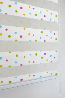 Çocuk Odası - Renkli Basklı Çocuk Odası Zebra Perde- Sarı-turkuaz-eflatun