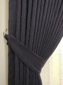 Patlıcan Moruna Çalan Antrasit Gri Düz Fon Perde ( En 300cm Dökümlü Fon )- Antrasit