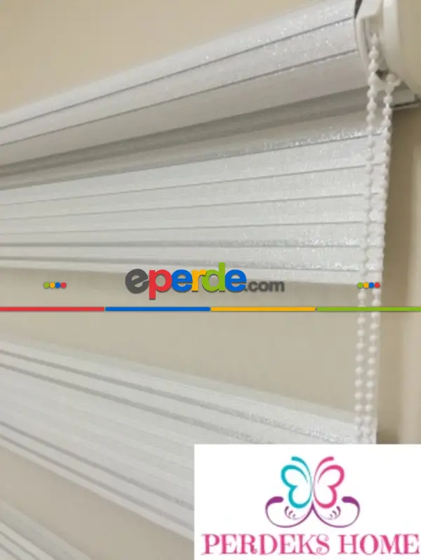 Pliseli Zebra Perde Gri Şeritli- Beyaz