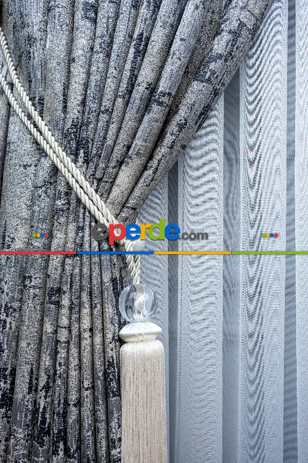 Patinedesenli Valencia Jakar Dokuma Fon Perde- Bej-füme