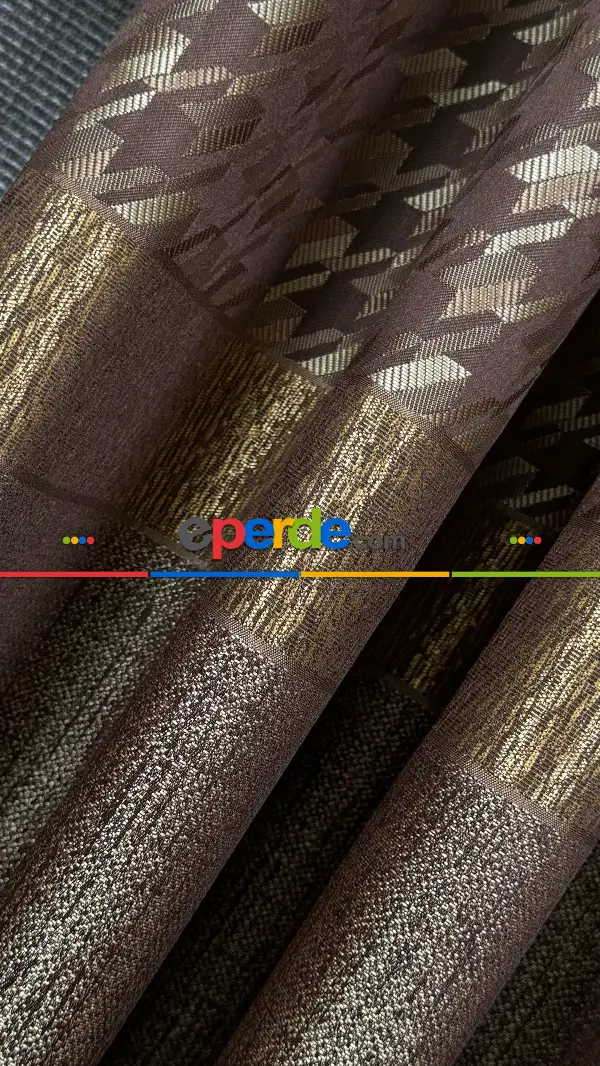 Kahverengi Altın, Kazayağı Desenli Jakar Dokuma Fon Perde