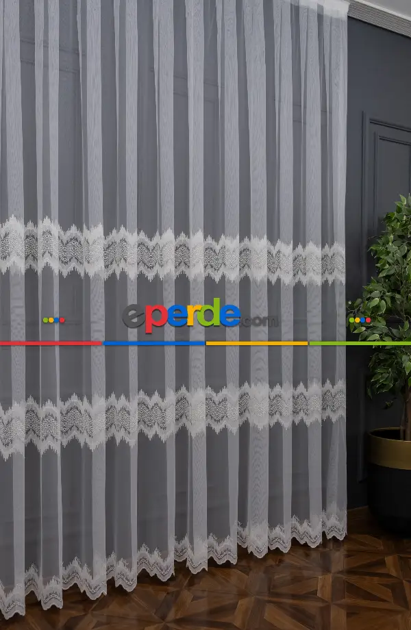 Brillant Tül Perde - Desenli Tül - Geometrik Etek Ucu Ve Ara Bantlı İşlemeli Alto Desen Ekru Tül Perde