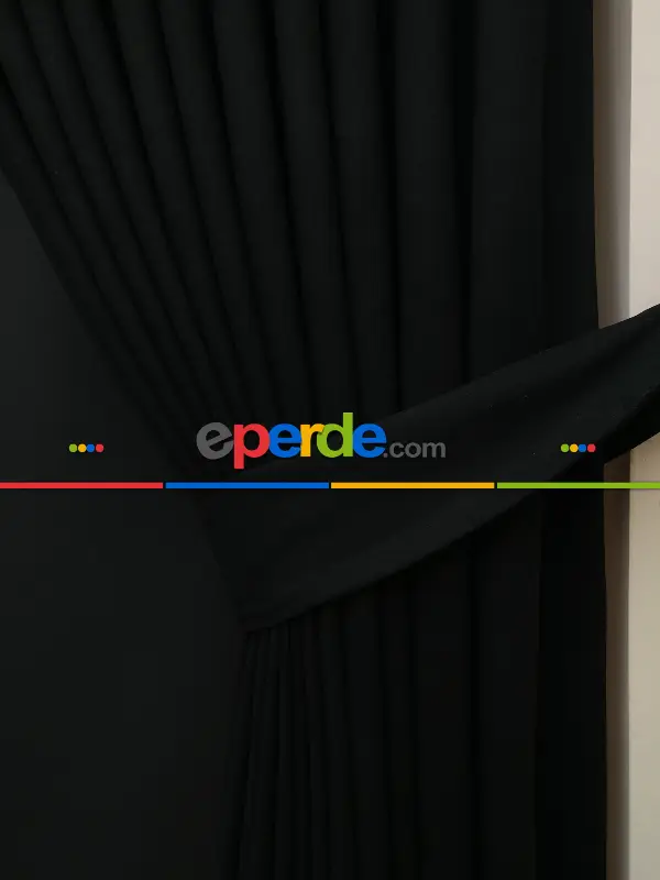 Siyah Düz Renk Dökümlü Fon Perde (150)- Siyah