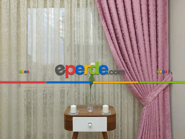 Pembe Rengi Kendinden Desenli Jakar Fon Perde (285 En)- Pembe Koyu