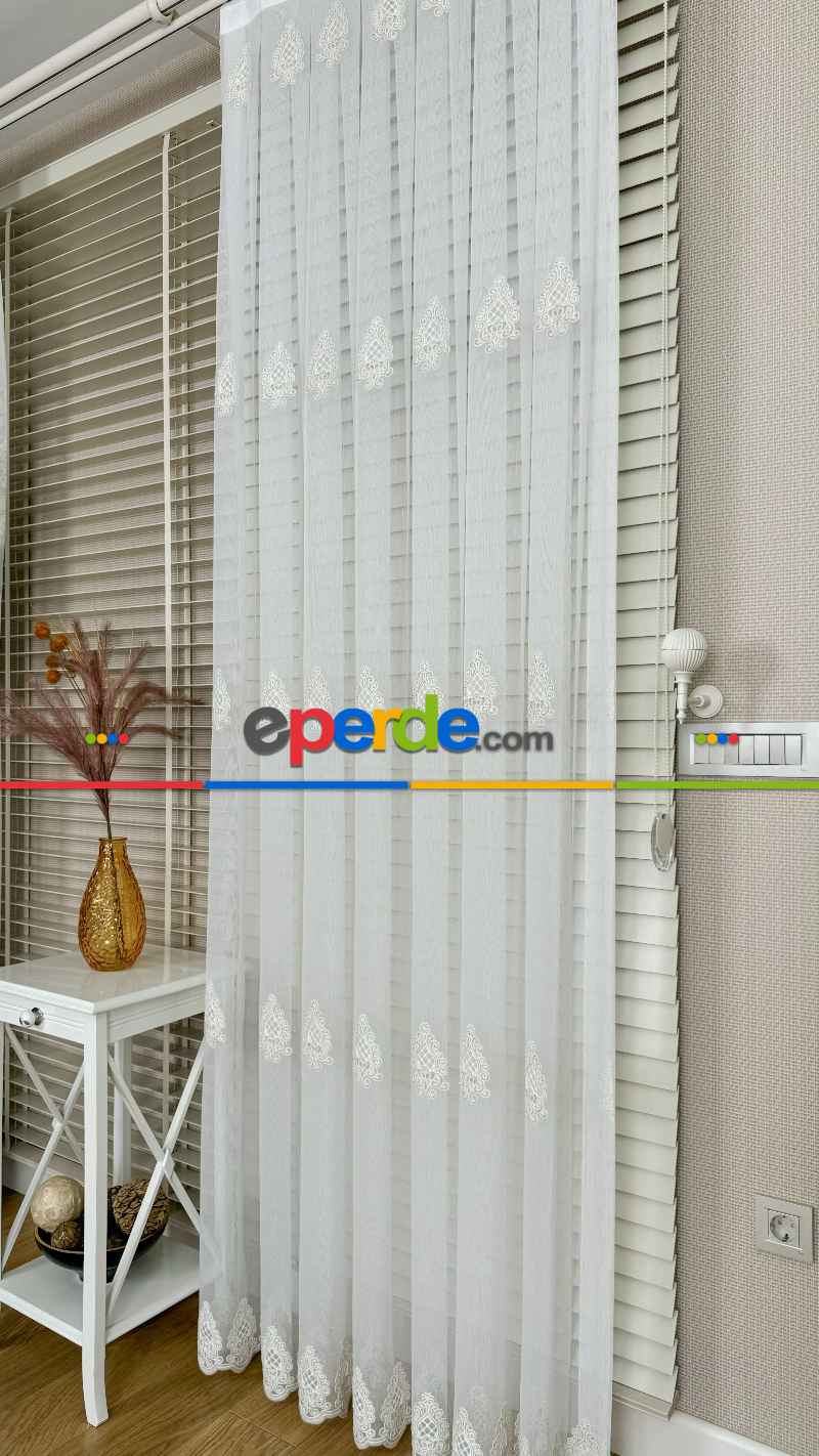 Oturma Odası Ekru Özel Dokuma Damask, Bej Özel İplik Brode İşlemeli Tül Perde - Ağır Gramajlı Premium Nakışlı