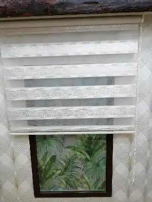 Gümüş Simli Krem Jakarlı Zebra Perde- Krem