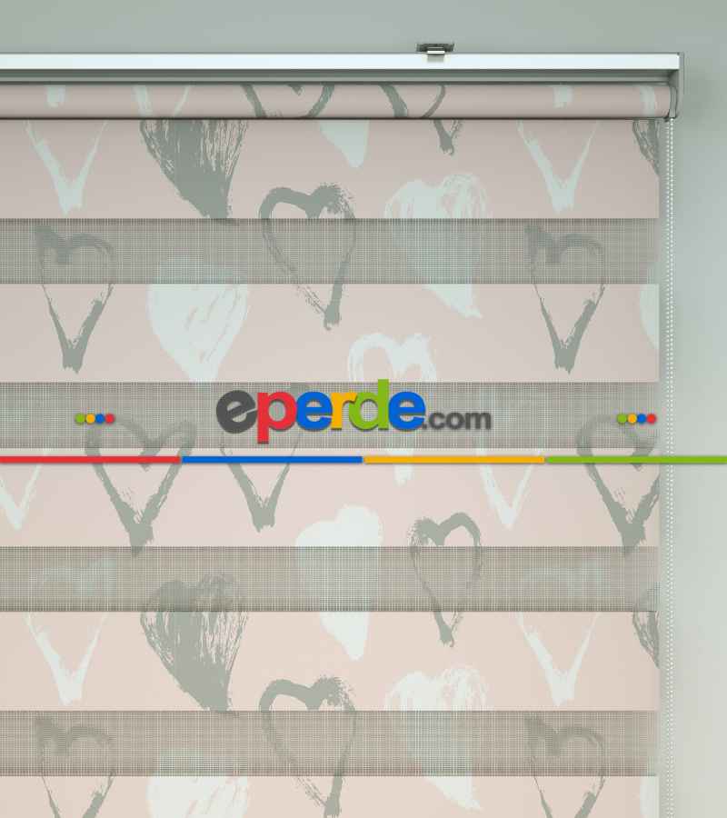 Kalp Desenli Baskılı Zebra Perde- Çok Renkli