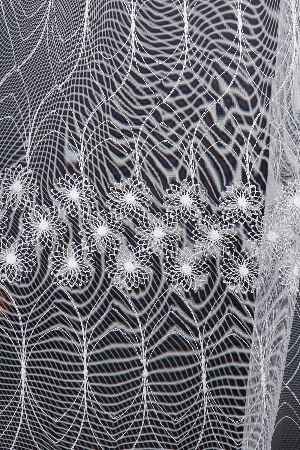 Şeritli Papatya Nakış İşlemeli Brode Tül Perde