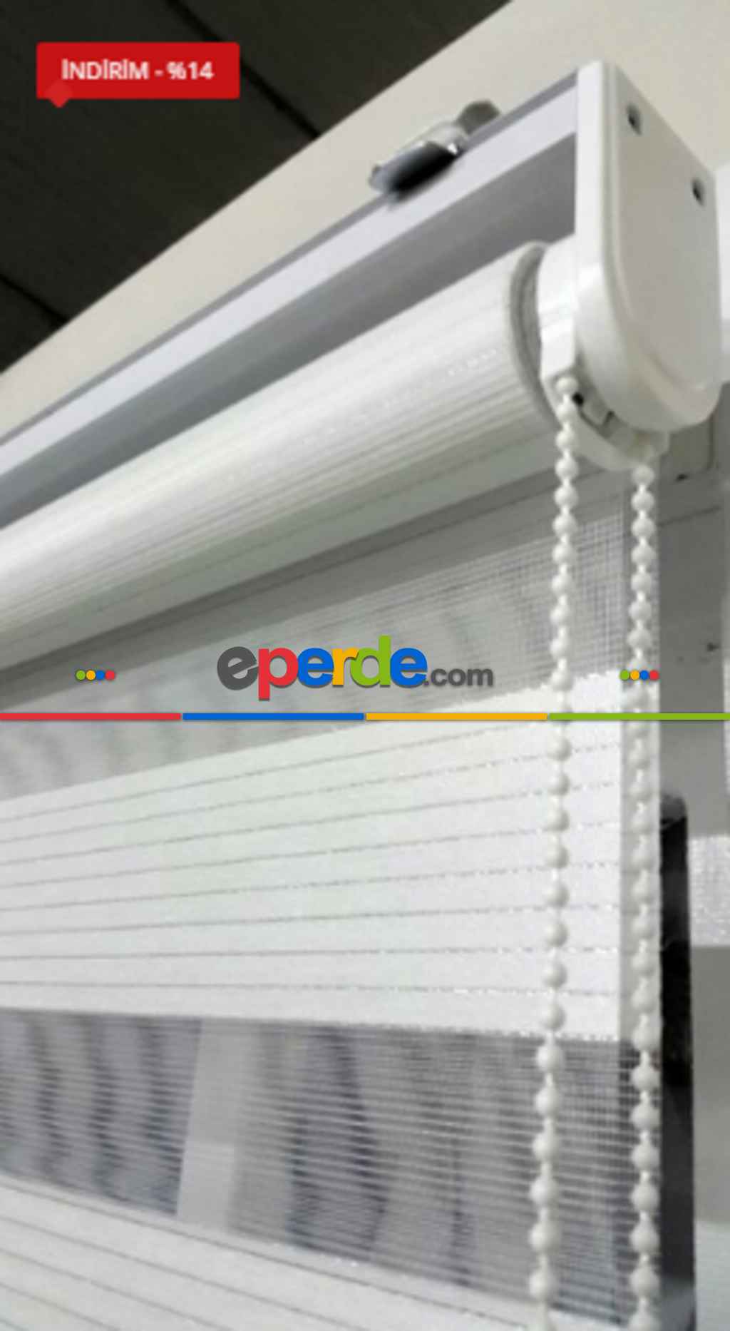 Oturma Odası - Beyaz Bambu Simli Zebra Perde- Beyaz-gümüş Simli