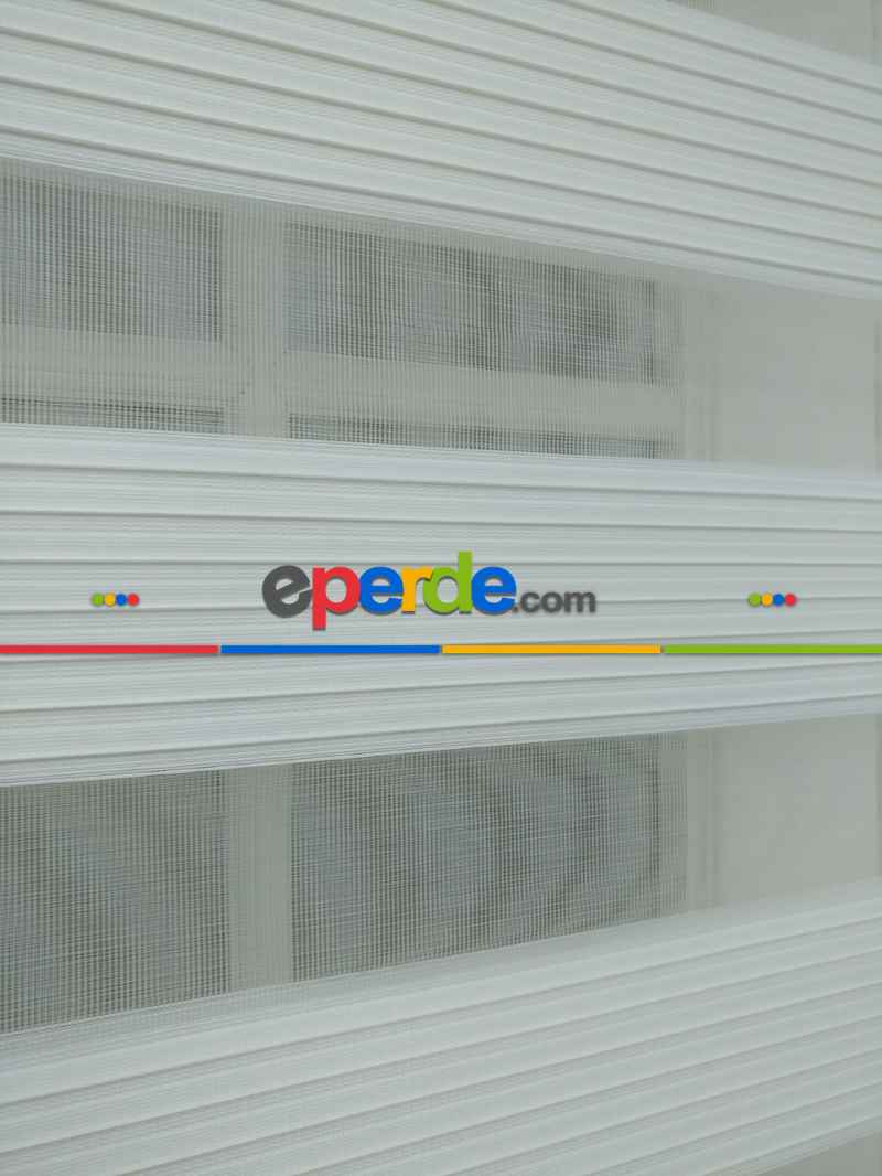 Mutfak - Beyaz Renk Plise Zebra Perde (kalın Zeminli)- Beyaz