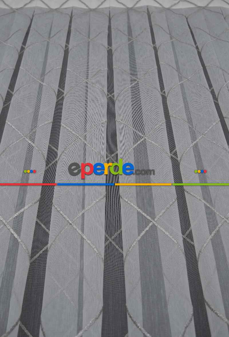 Yatak Odası - Geometik Desenli Tül Perde - Ekru - Gümüş