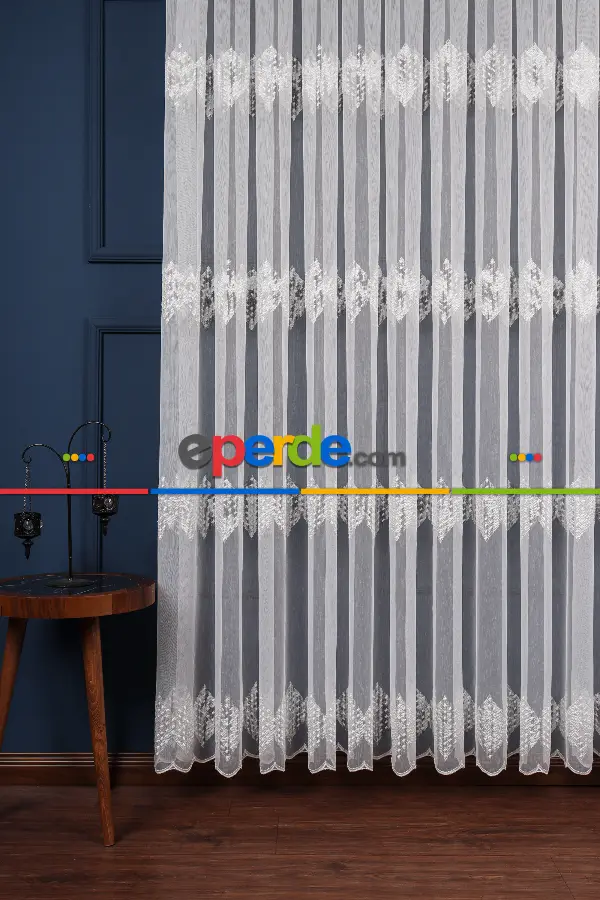 Yaprak Tt Zemin Brode Nakış İşlemeli Tül Perde