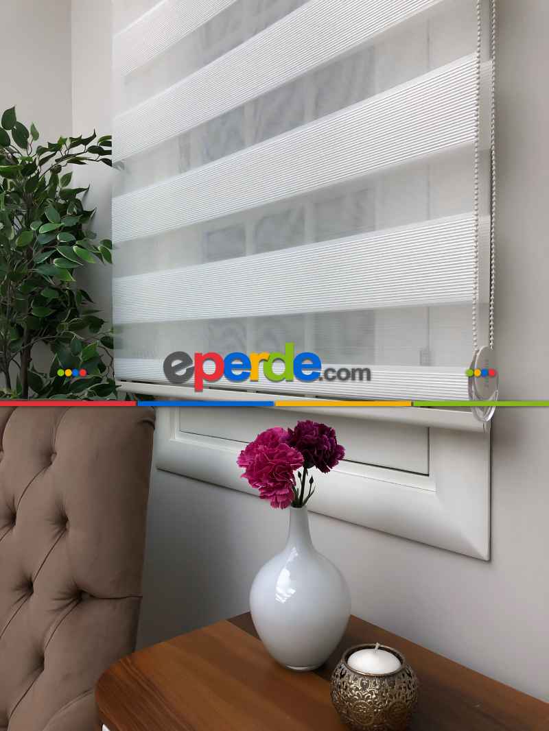 Oturma Odası - Yüksek Kalite Plise Zebra Perde - Beyaz Renk- Beyaz