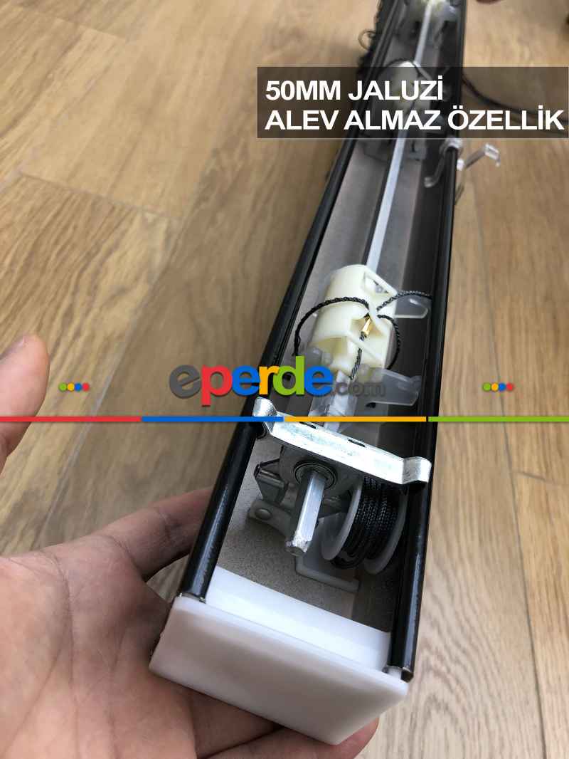 Mutfak Ahşap Jaluzi Perde- Siyah