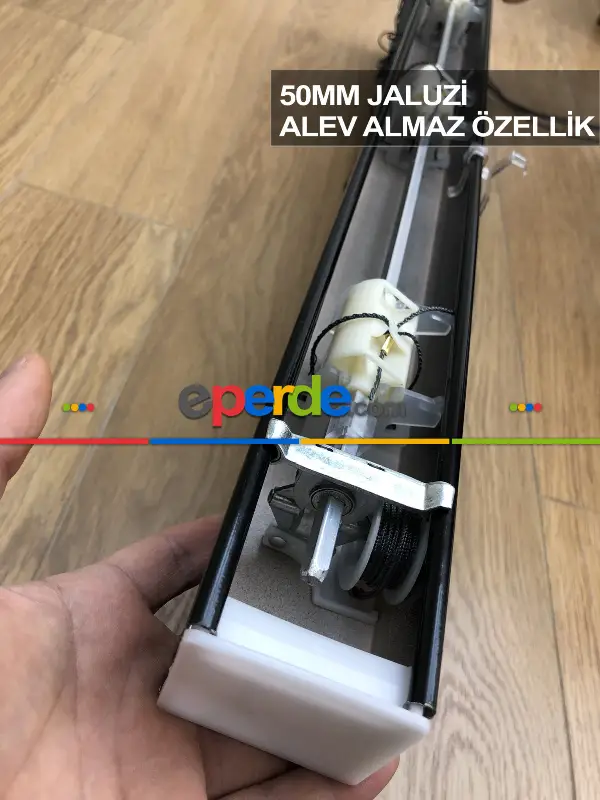 Mutfak Ahşap Jaluzi Perde- Siyah