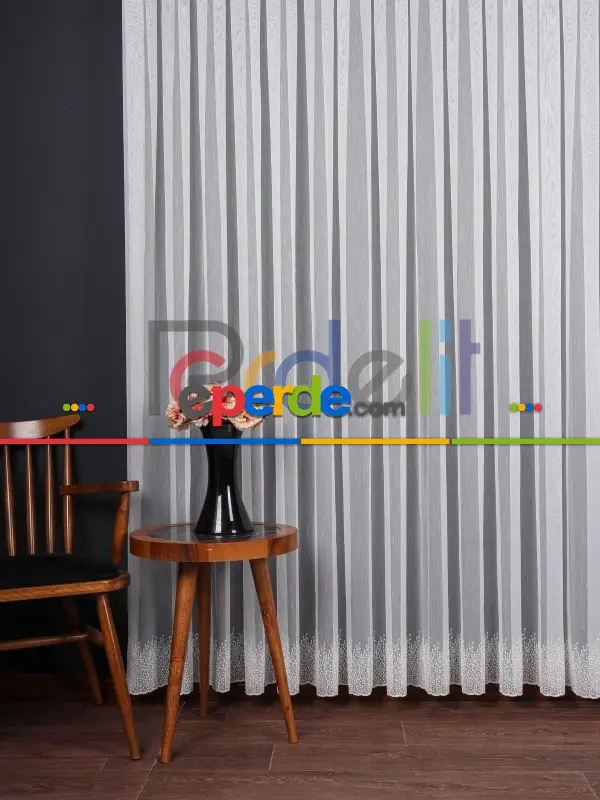 Etek Ucu Nakış İşlemeli Tül Perde