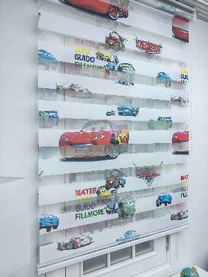 Zebra Perde- Dijital Şimşek Mcqueen Baskılı Zebra Perde- Mavi-kırmızı-sarı