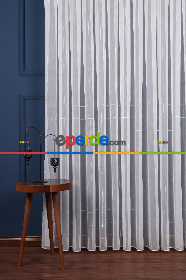 Zarif Nakış İşlemeli Tül Perde