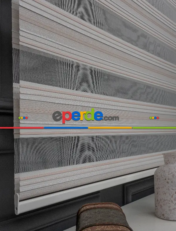 Yatak Odası - Zebra Perde - Gümüş Simli Pileli Zebra Perde - Renk Geçişli Zebra Perde