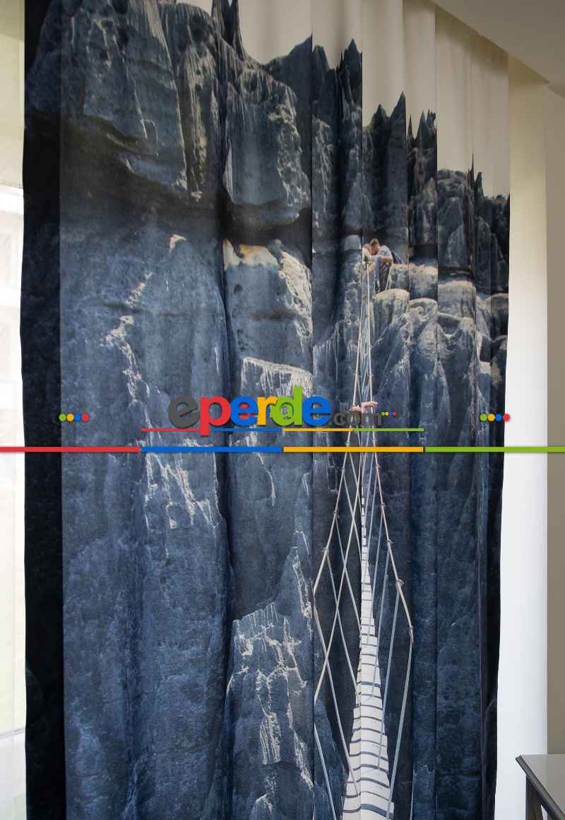 Hazır Ölçülü Dökümlü Kumaştan Köprü Ve Dağcı Manzaralı Baskılı Pilesiz Fon Perde 1. Kalite 180cm X 255cm 