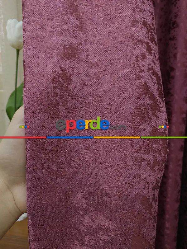 Koyu Gül Rengi Rengi Kendinden Desenli Jakar Fon Perde (285 En)- Gül Kurusu