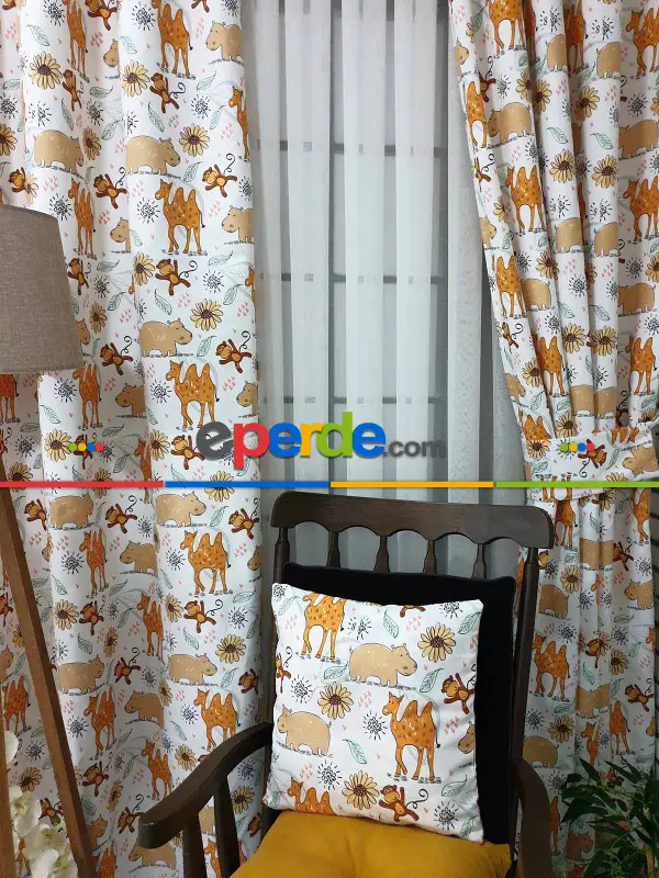 Hayvan Desenli Fon Perde Evm1087-1 Kumaşı Kalındır Duck Bezi Değildir- Siyah-beyaz-pembe Açık