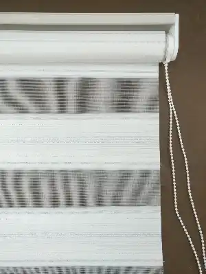 Zebra Perde - Micro Pilise - Simli Geçişli Zebra Perde- Gümüş Simli-ekru