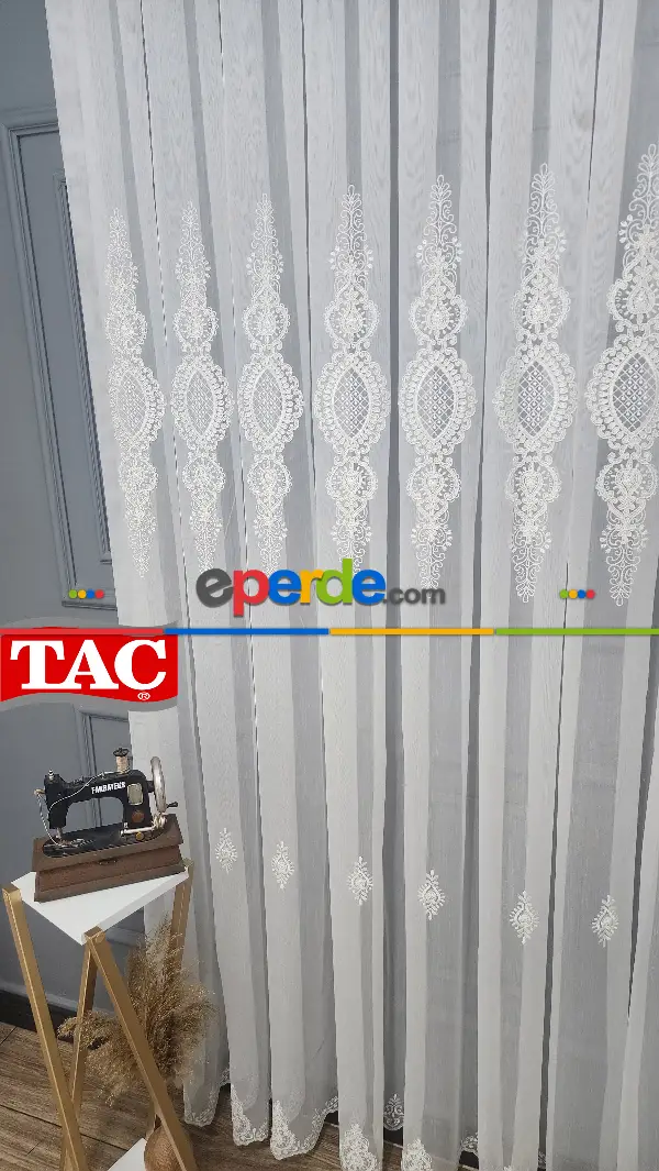 Taç Nakışlı Kort Damask Salon Model Tarz Tasarım Ultra Exculusive