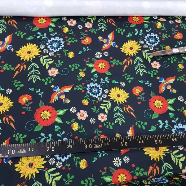 Çiçek Desenli Fon Perde Evm462 - Kumaşı Kalındır Duck Bezi Değildir.- Siyah-Kırmızı-Siyah Kırmızı-Çok Renkli