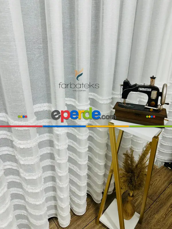 Puf Puf Ponponlu Saçaklı Tül Perde