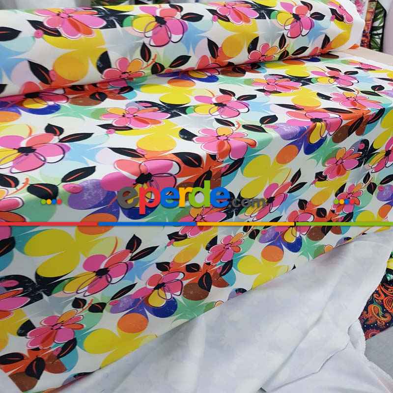 Çiçek Desenli Fon Perde - Kumaşı Kalındır Duck Bezi Değildir- Siyah-Kırmızı-Sarı-Çok Renkli