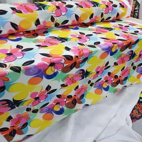 Çiçek Desenli Fon Perde - Kumaşı Kalındır Duck Bezi Değildir- Siyah-Kırmızı-Sarı-Çok Renkli