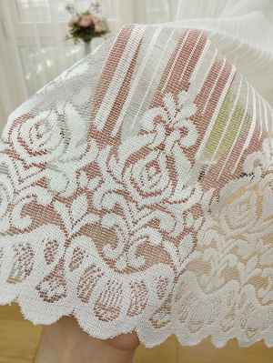 Etek Ucu Desenli Boyuna Çizgili Dantel Tül Perde- Ekru