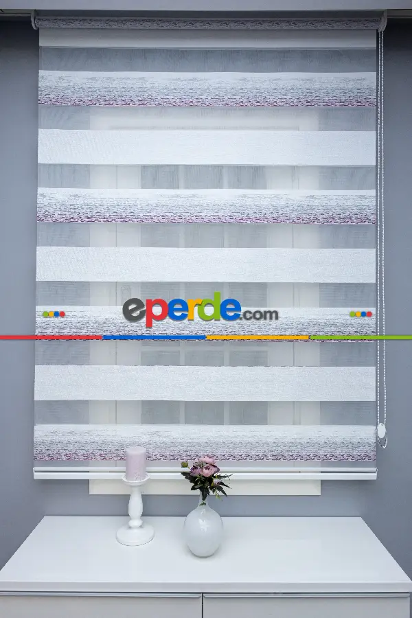 Genç Odası - Zebra Perde Jakarlı Ekru Mor Renk Geçişli 2021 Sezonu Malaga Serisi A Kalite Zebra Perde- Mor