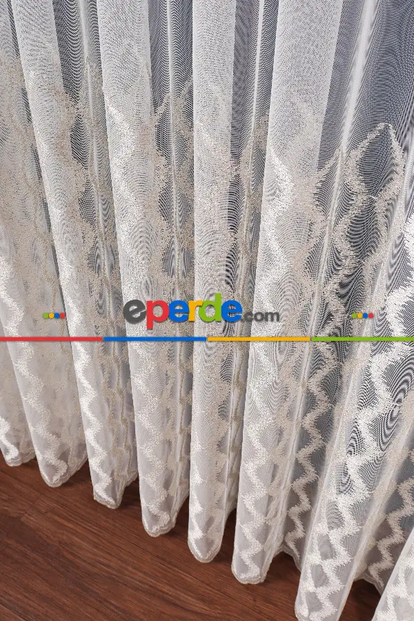 Salon Tül Modelleri - Eteği Duble Nakış Işlemeli Tül Perde