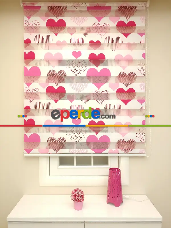 Zebra Perde- Kalp Baskılı Zebra Perde- Pembe