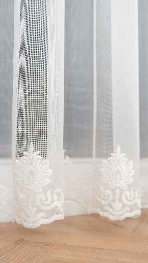 Şehrazat Beyaz Motif İşlemeli Ütü İstemez Salon Tül Perde
